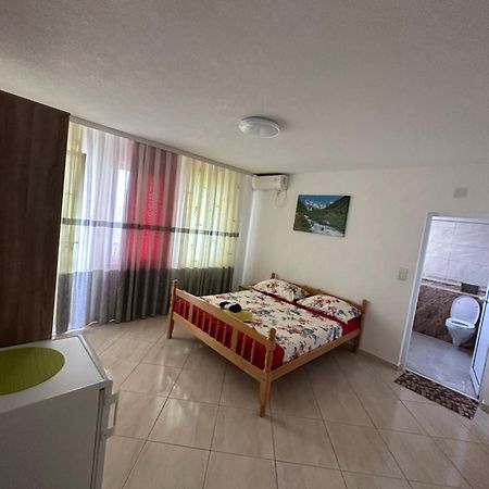 Apartments Edona Ulcinj Exterior photo