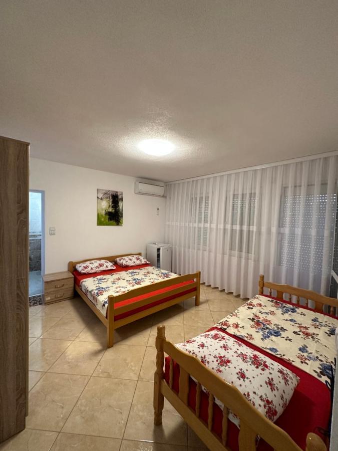 Apartments Edona Ulcinj Exterior photo