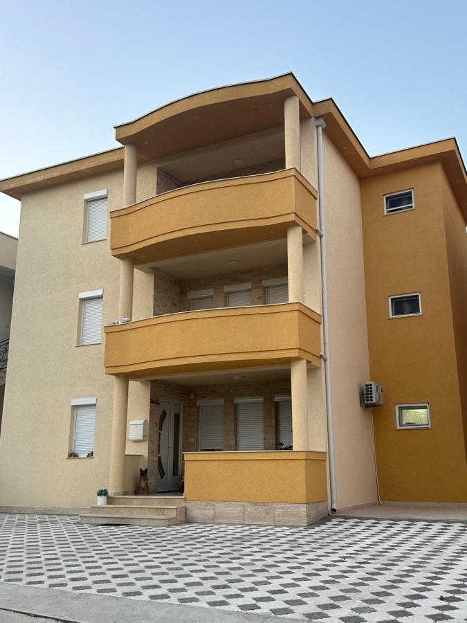 Apartments Edona Ulcinj Exterior photo