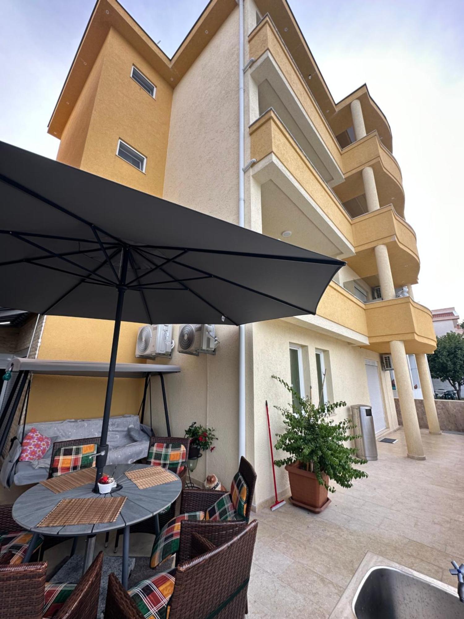 Apartments Edona Ulcinj Exterior photo